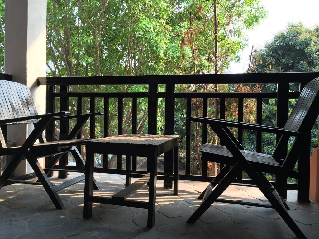 Chautari Garden Hotel Sauraha