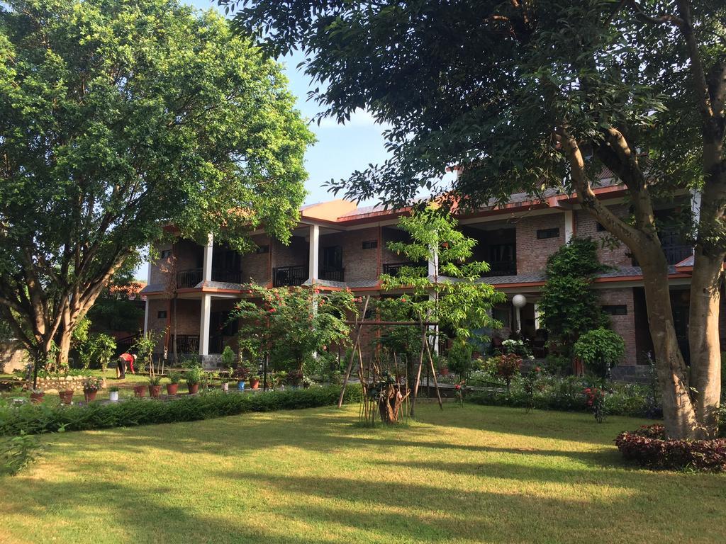 Chautari Garden Hotel Sauraha